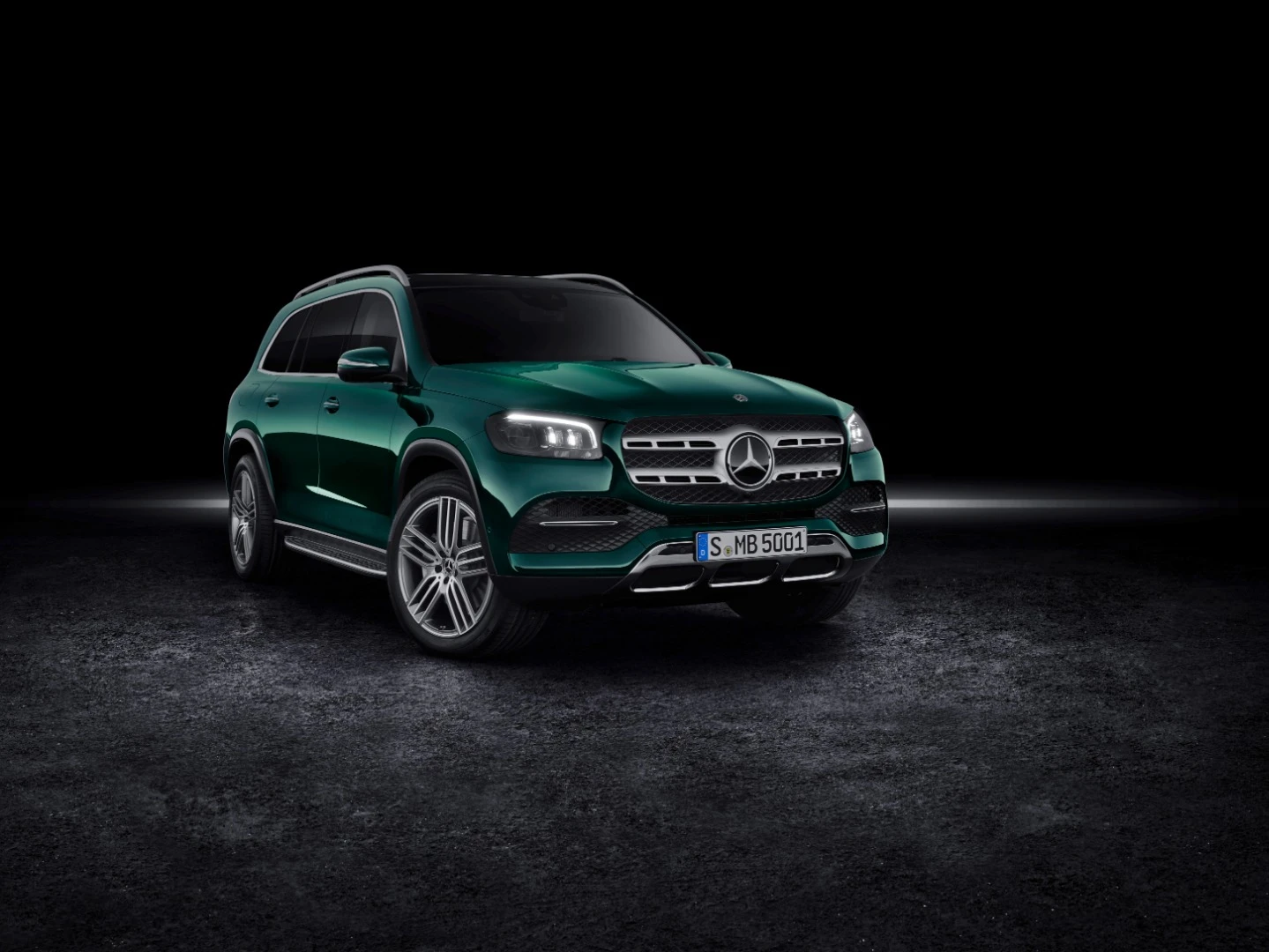 Mercedes' biggest and fanciest SUV just got bigger and fancier