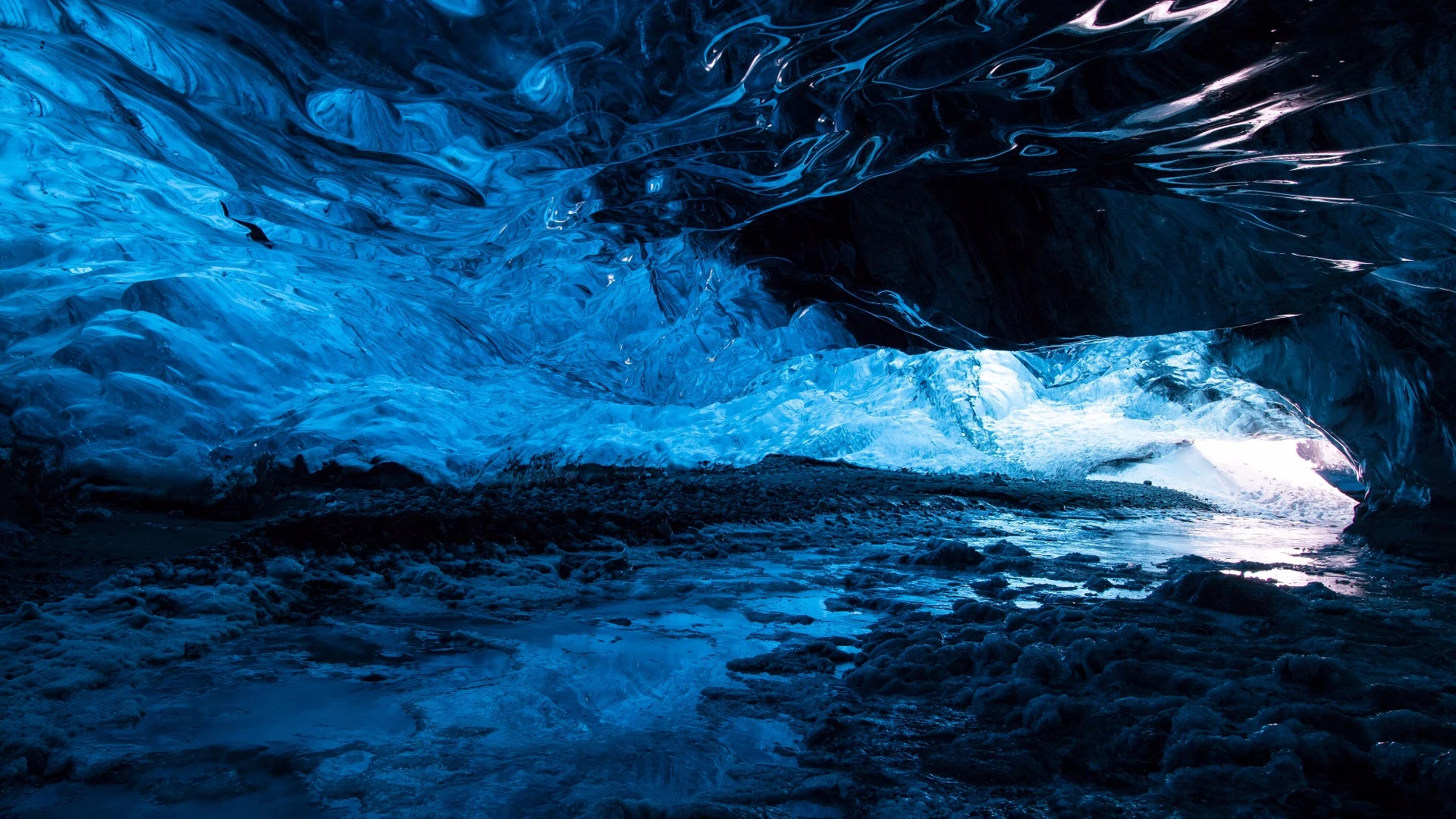 Analyzing bacteria found in a subglacial lake beneath Vatnajokull, Iceland, scientists could get a better understanding of how alien life might evolve in the subsurface oceans of Europa and Enceladus