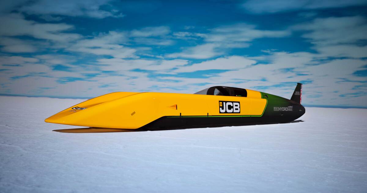 The JCB Hydromax packs 1,600 hp from two hydrogen engines into a 32.8-ft body built for 350 mph