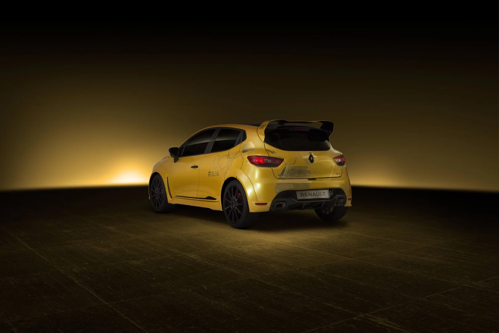 The Clio R.S. 16 has a Akrapovic twin exhaust system