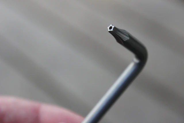 The specialized Allen wrench used to install the lights (Photo: Ben Coxworth/Gizmag.com)