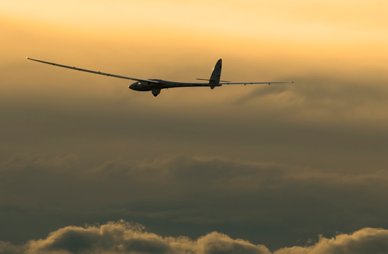 Recordbreaking Perlan 2 glider soars ever closer to the edge of space