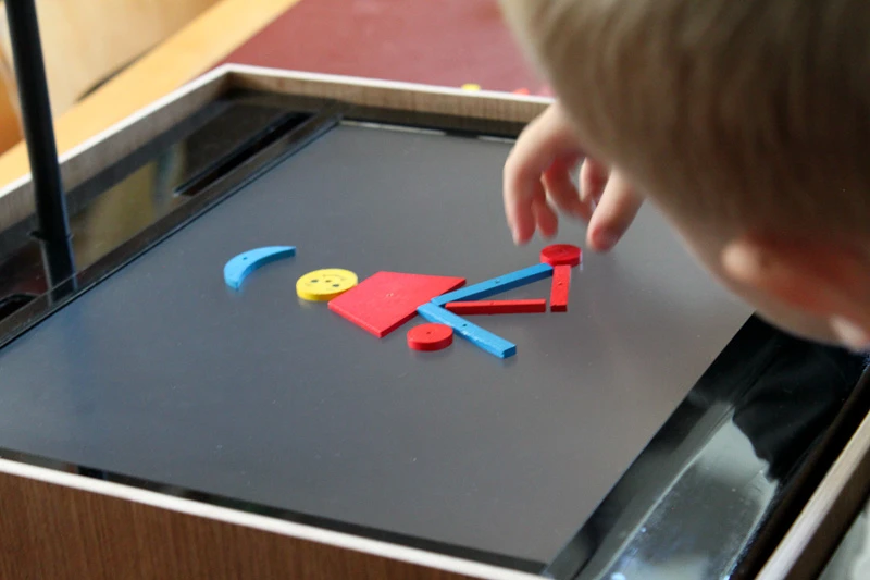 A free mode allows children to create their own animations