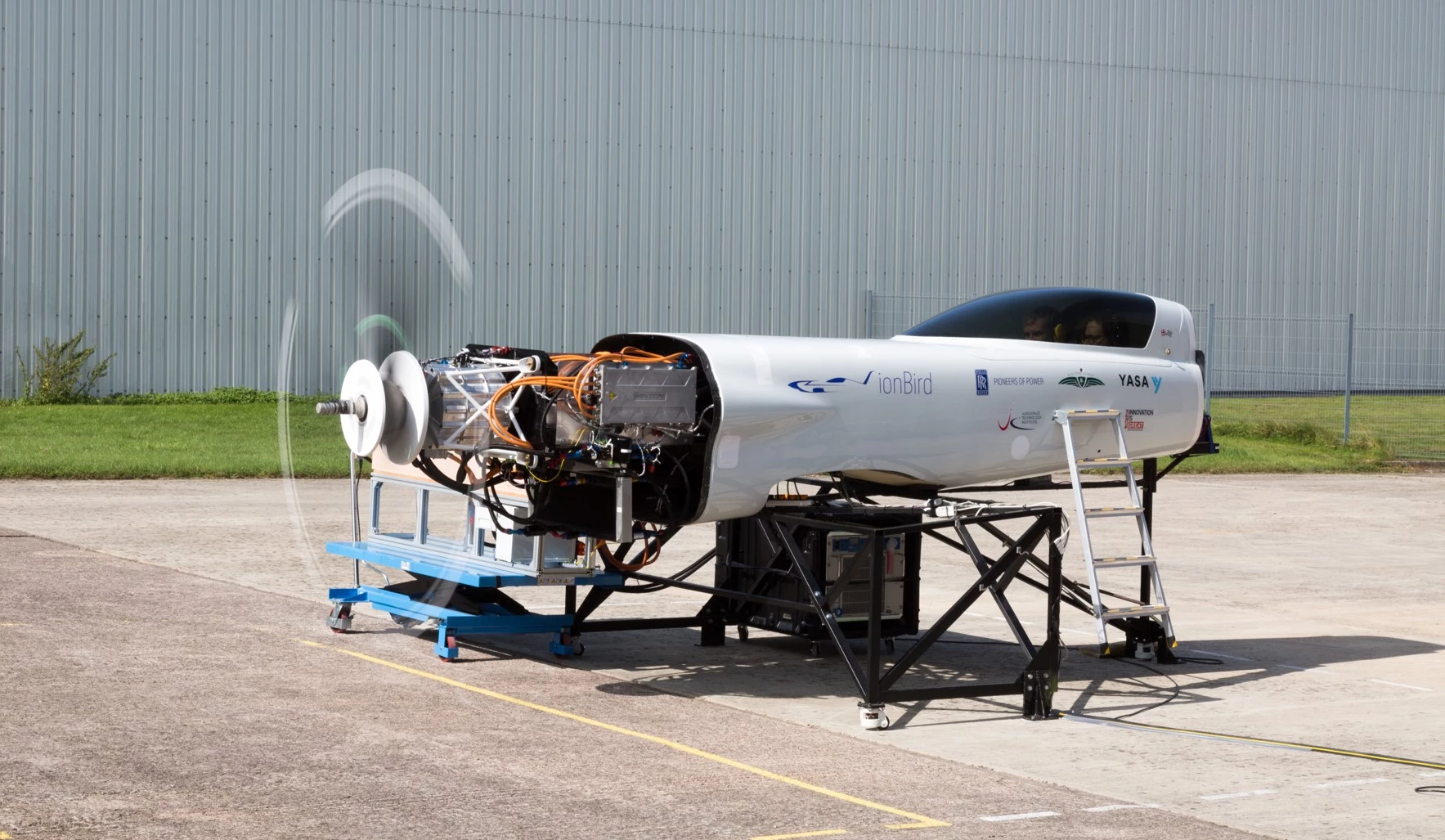 The ionBird testing rig