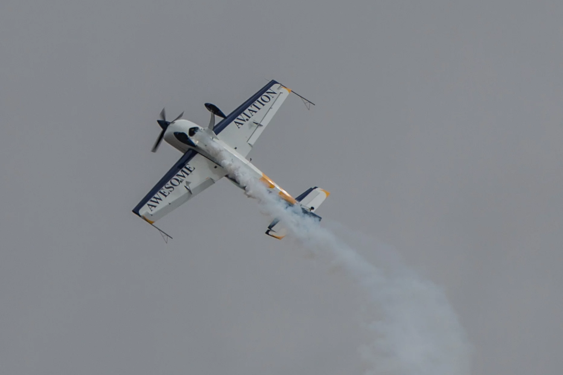 Awesome Aviation Extra 330 (Photo: Noel McKeegan/Gizmag.com)