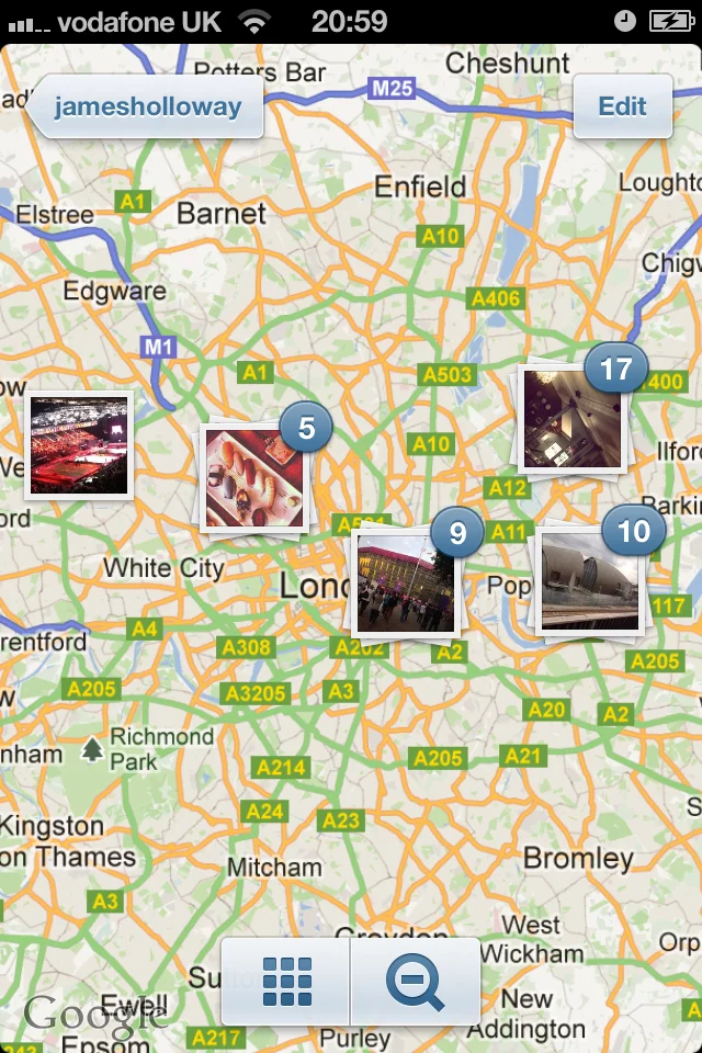 A Photo Map, zoomed in to the London area