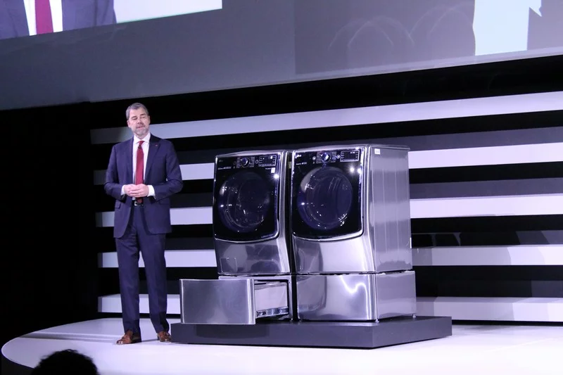LG's TWIN Wash system is introduced at CES 2015 in Las Vegas (Photo: Eric Mack/Gizmag)