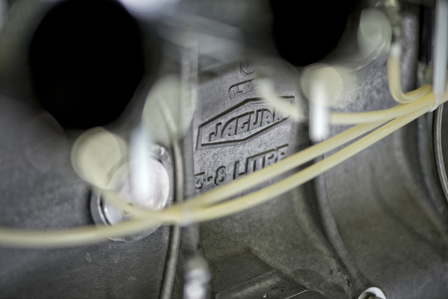 The Lightweight E-Type as a 3.8-liter engine