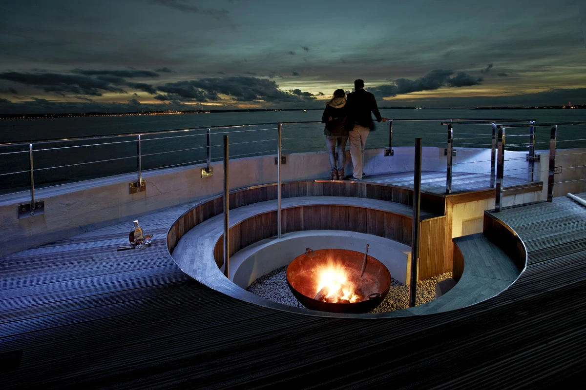 Spitbank Fort has received a £3 million (US$4.85 million) makeover, turning it into an exclusive private island retreat