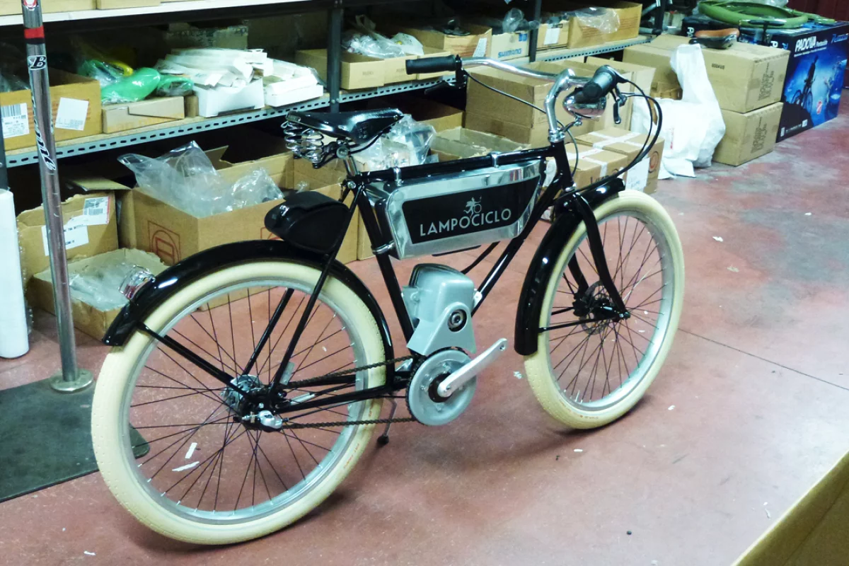 Modern e-bike engineering meets classic styling