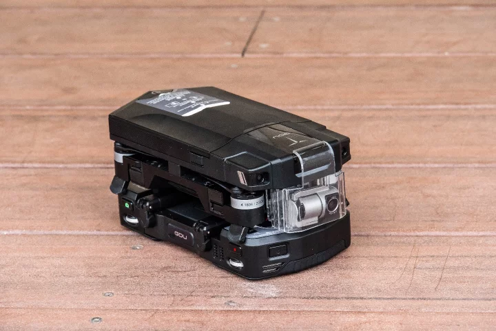 The GDU 02 drone clips together with its controller so you can throw it in a backpack without worrying about the camera gimbal or thumbsticks