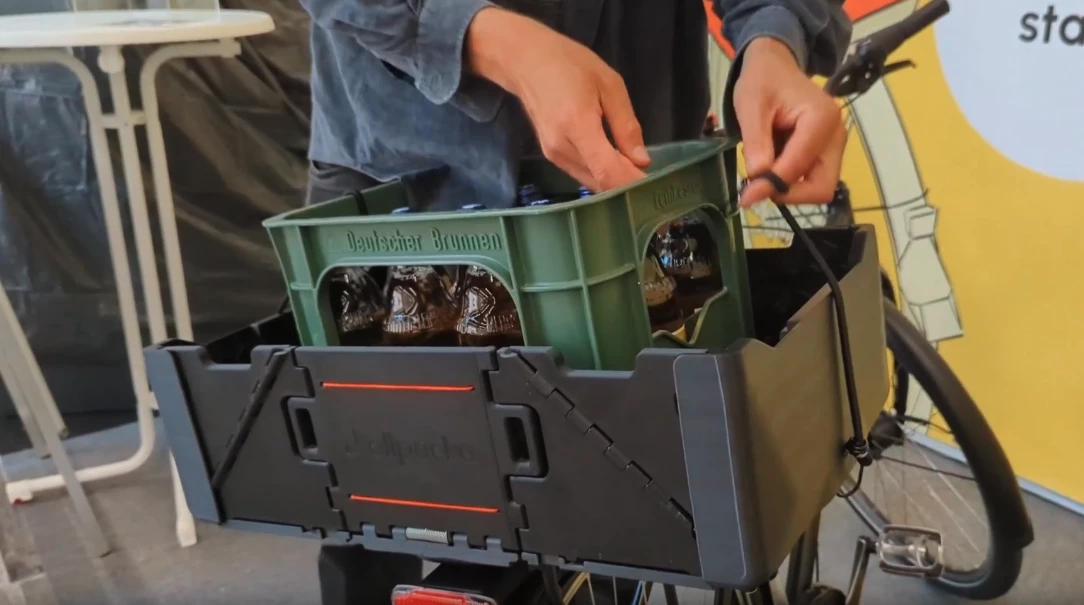A German bike basket wouldn't feel complete without a photo of it hauling beer (actually that might not be beer but we're rolling with the odds)