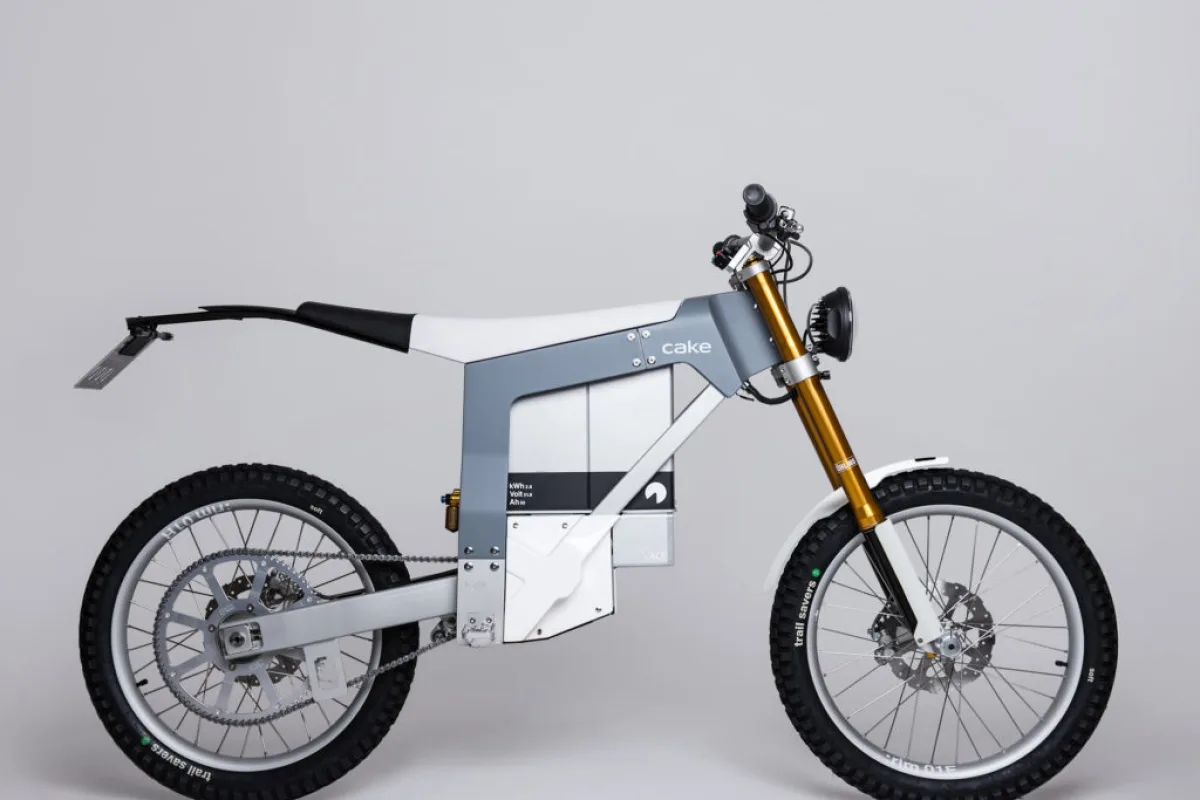The original Kalk’s geometry borrowed heavily from Enduro and downhill bikes, and the Kalk& does the same