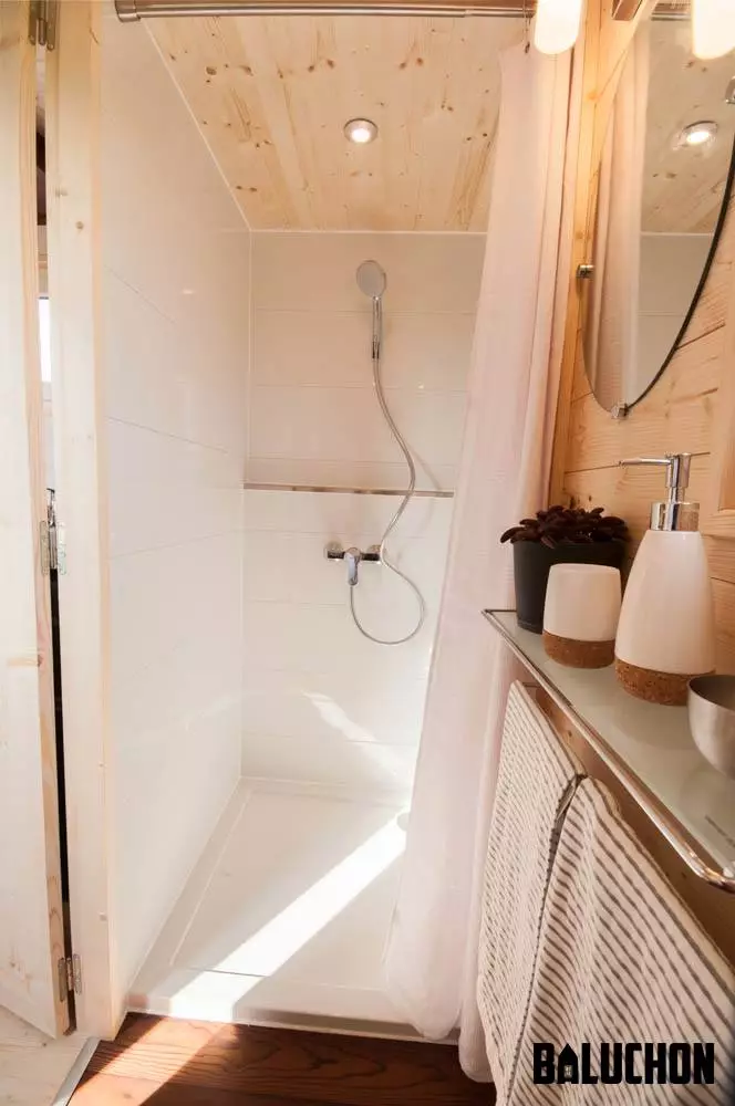 The Valhalla's shower