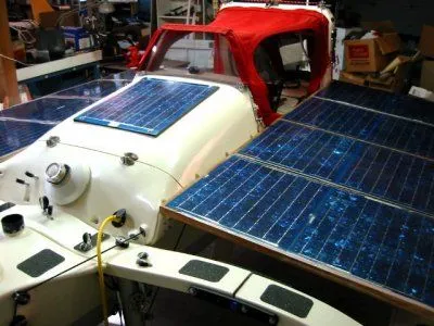 Microship's 480-watt solar panel system