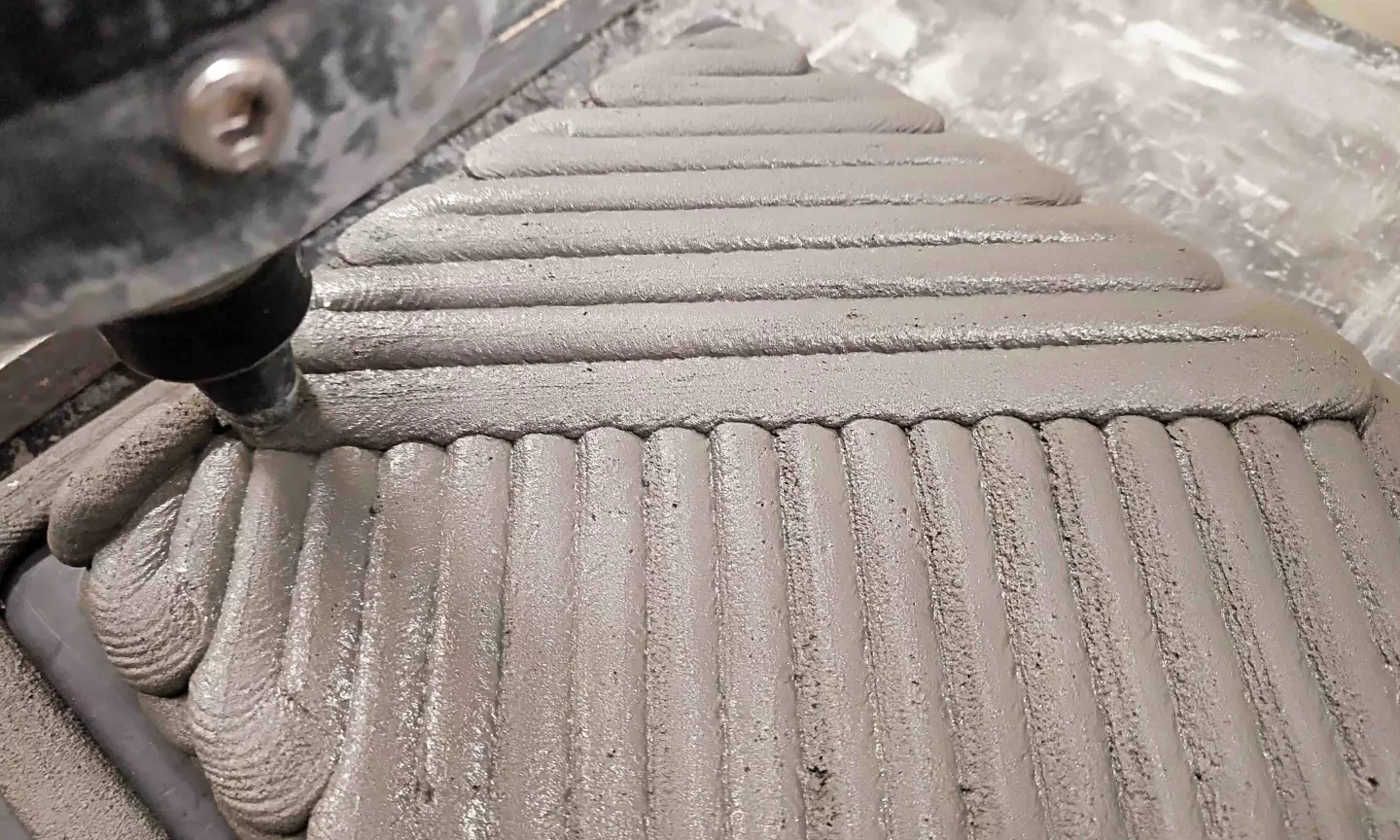 Scientists have found that a pattern inspired by the curved nature of lobster shells could lead to stronger 3D-printed concrete structures