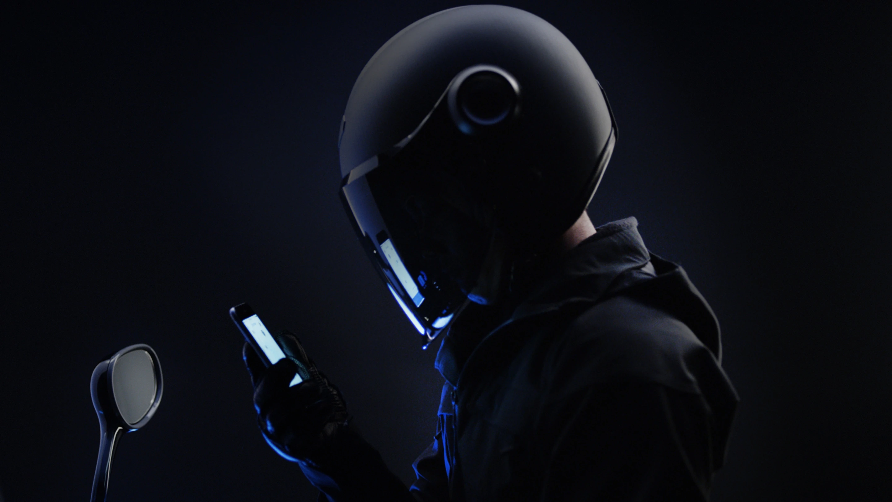 Through a paired iOS or Android device, riders can then access information such as where the nearest GoStation might be and details on their ride such as top speed and range