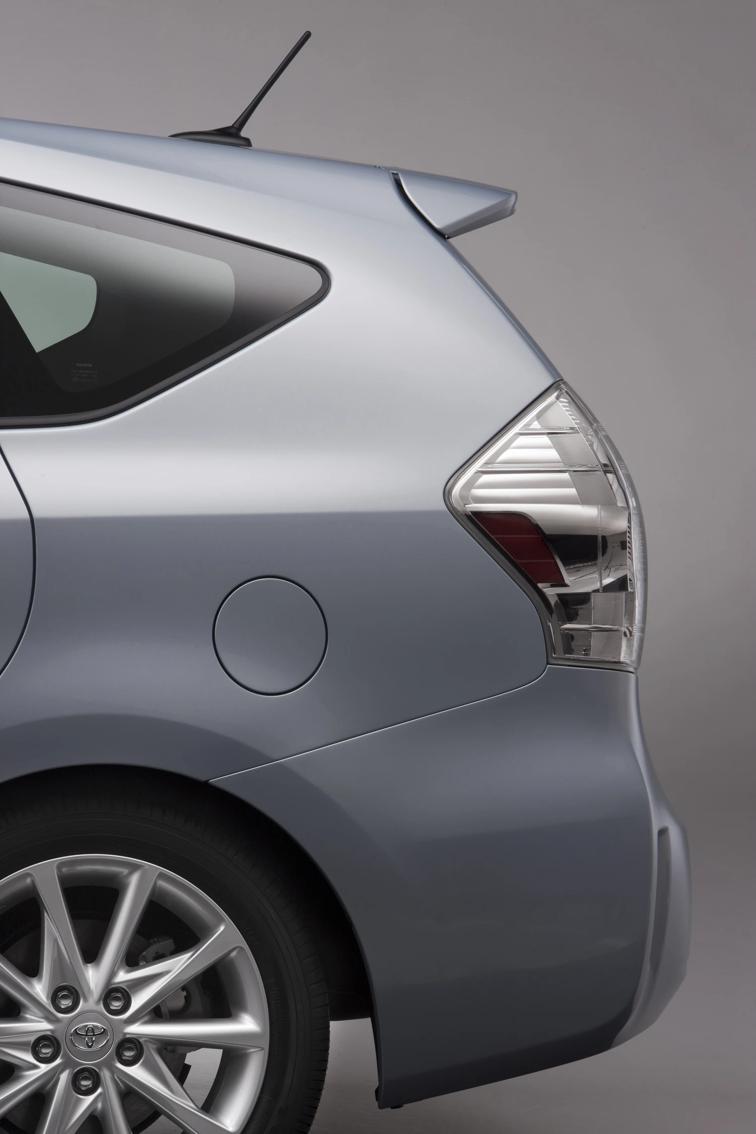 Prius v