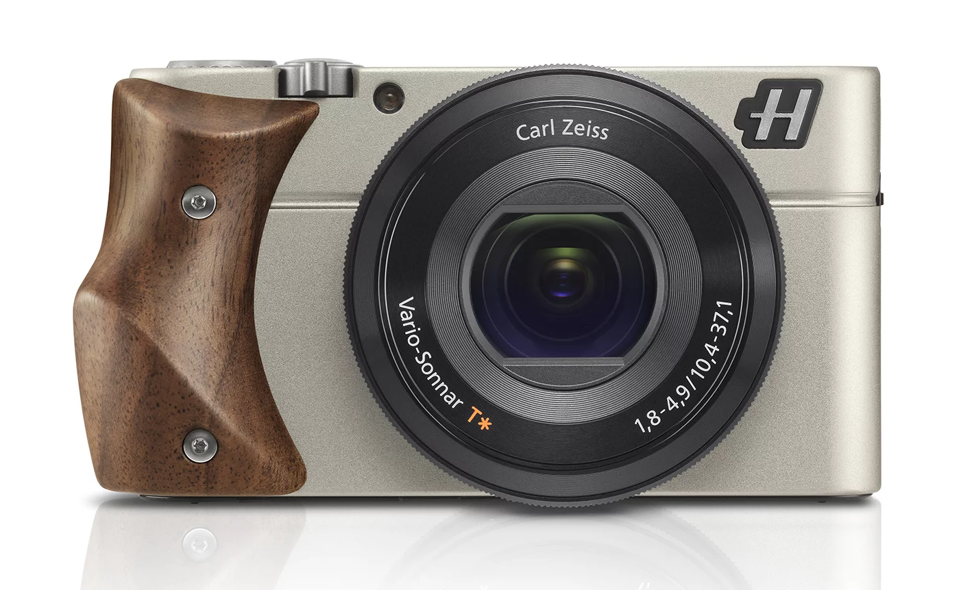 The Hasselblad Stellar with a Walnut hand-grip