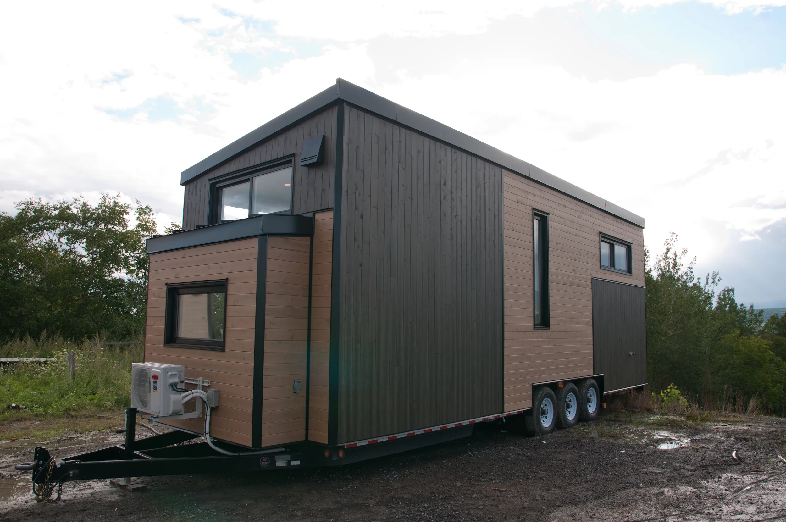 The Ébène V3 is finished in cedar, some of which is treated using the Japanese Shou Sugi Ban method of charring the wood to preserve and protect it