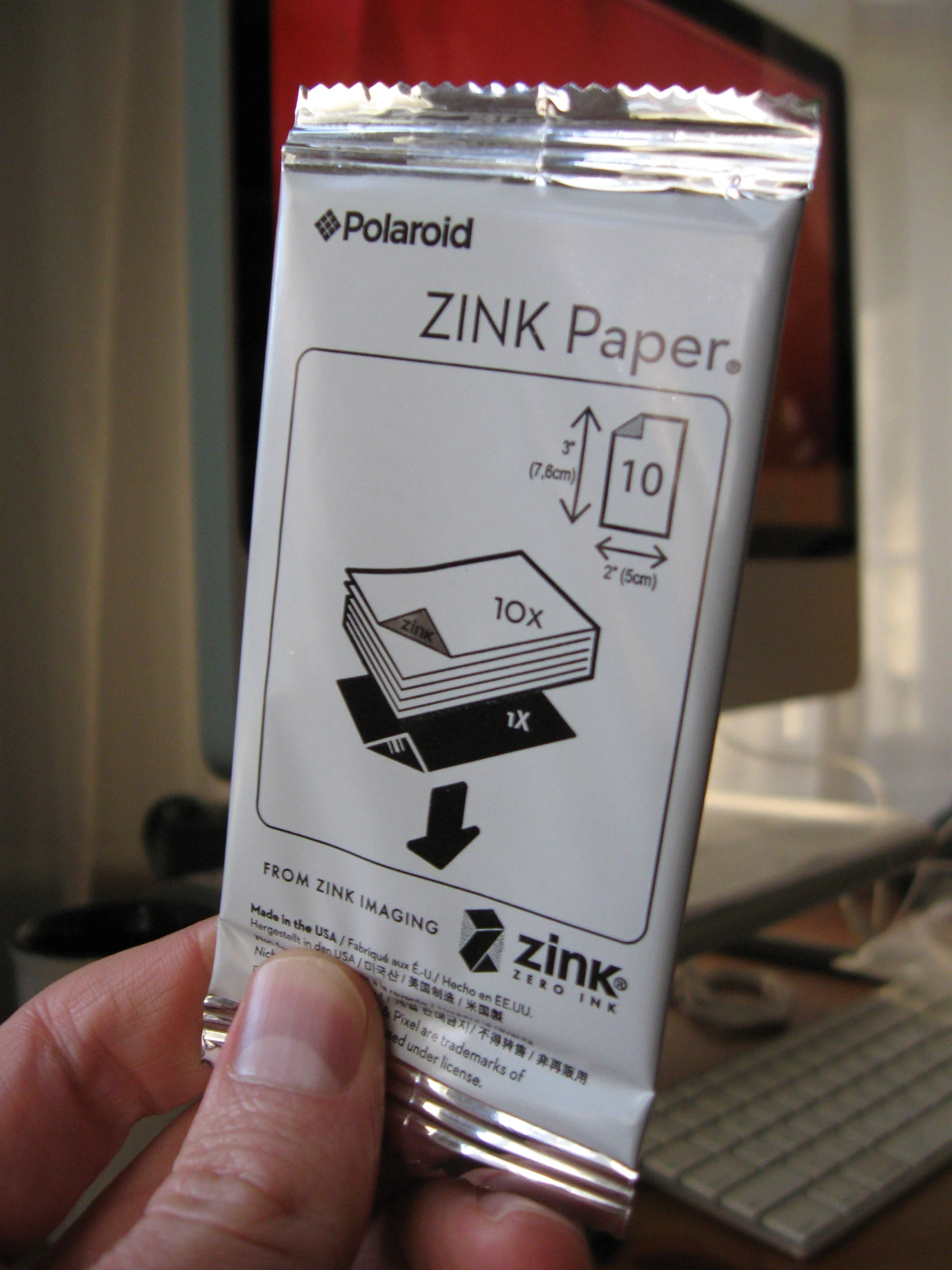 A 10-pack of the ZINC paper, that comes with the camera