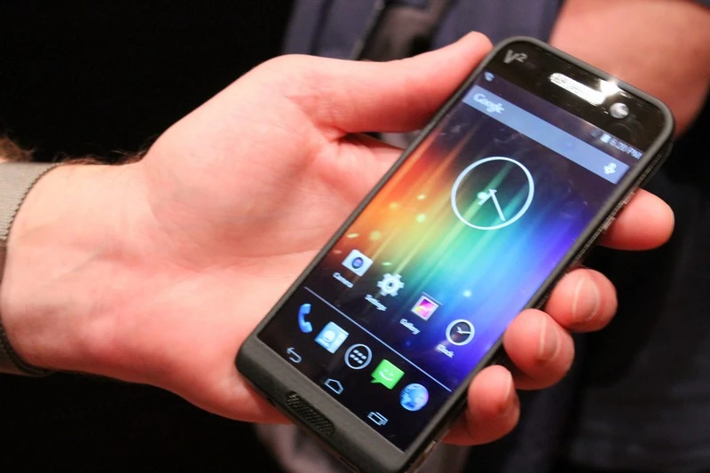 The Saygus V2 was a surprising waterproof superphone to come across at CES with storage expandable up to 320 GB, with 3D sound and a fingerprint sensor (Photo: Eric Mack/Gizmag.com)