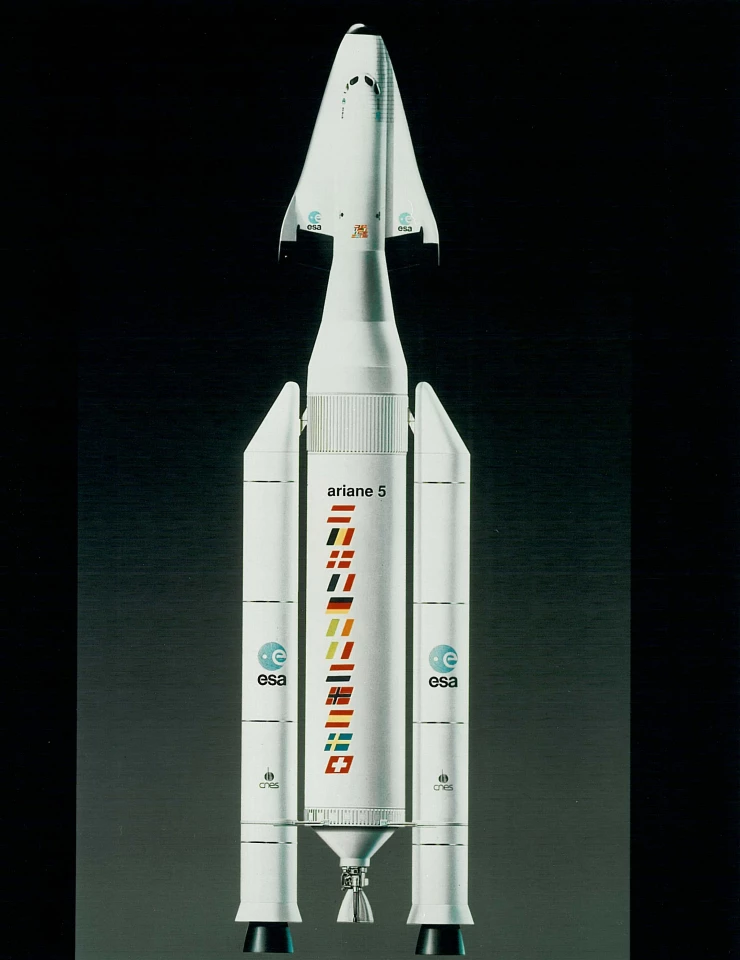 Artist's concept of Ariane 5 with the Hermes spaceplane on top