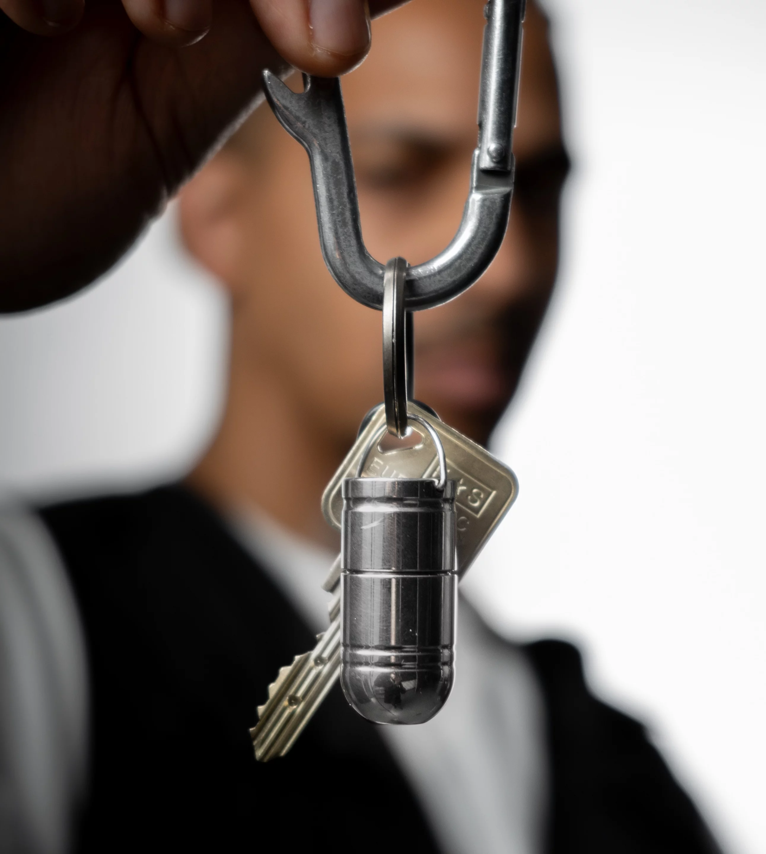 With its integrated key loop, the PicoTorch is easy to attach to a keychain
