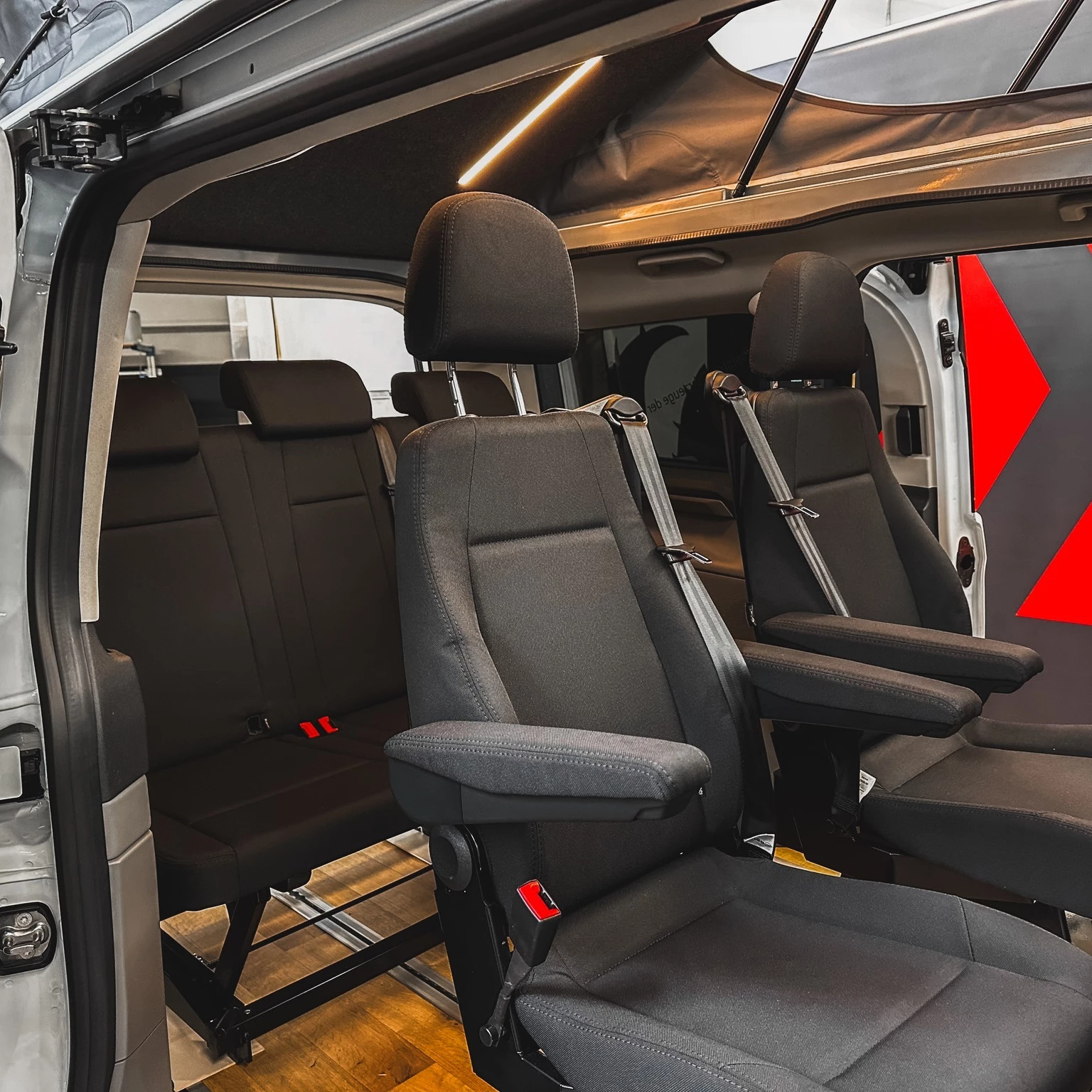 Vanexxt offers up to seven seats