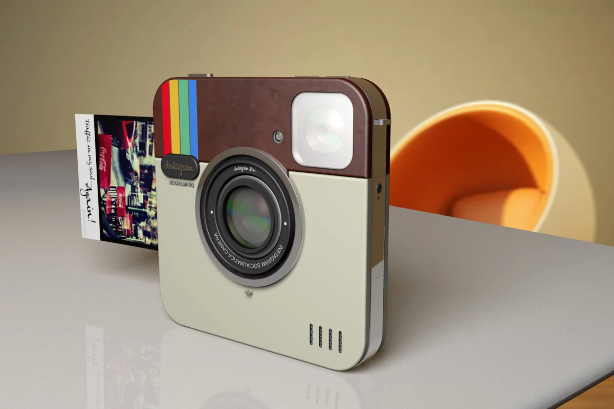 An Italian design studio has developed a concept for a standalone Instagram camera that mixes Polaroid-like printing with social networking