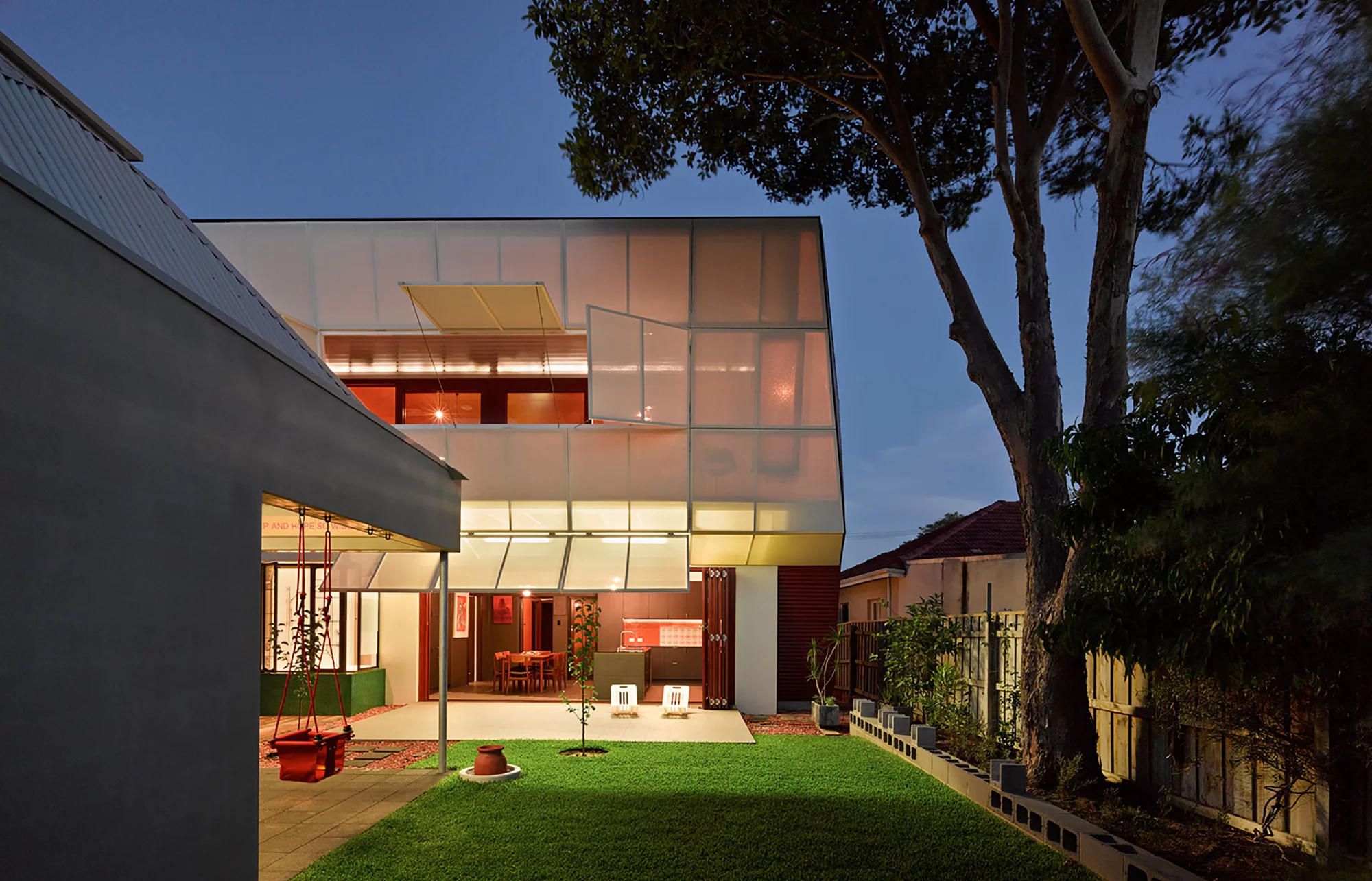 The house contains a passive-cooling system that's inspired by the Coolgardie Safe (Photo: Peter Bennetts)