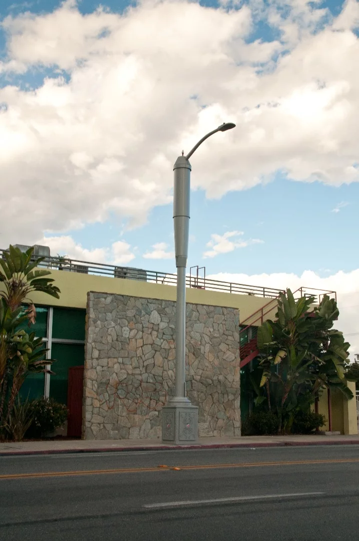 The SmartPoles in LA will be connected to a core network via a fiber link