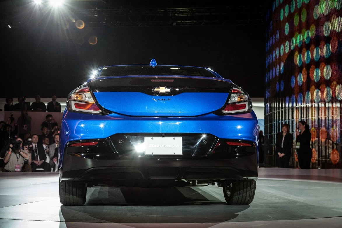 Chevy shows the 2016 Volt at NAIAS 2015 (Photo: Loz Blain/Gizmag.com)