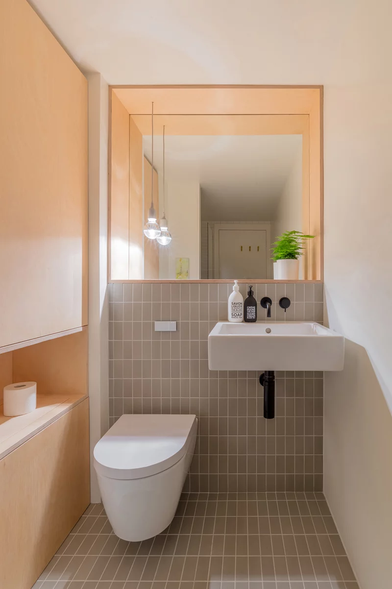Modern bathroom with cool gray tiling