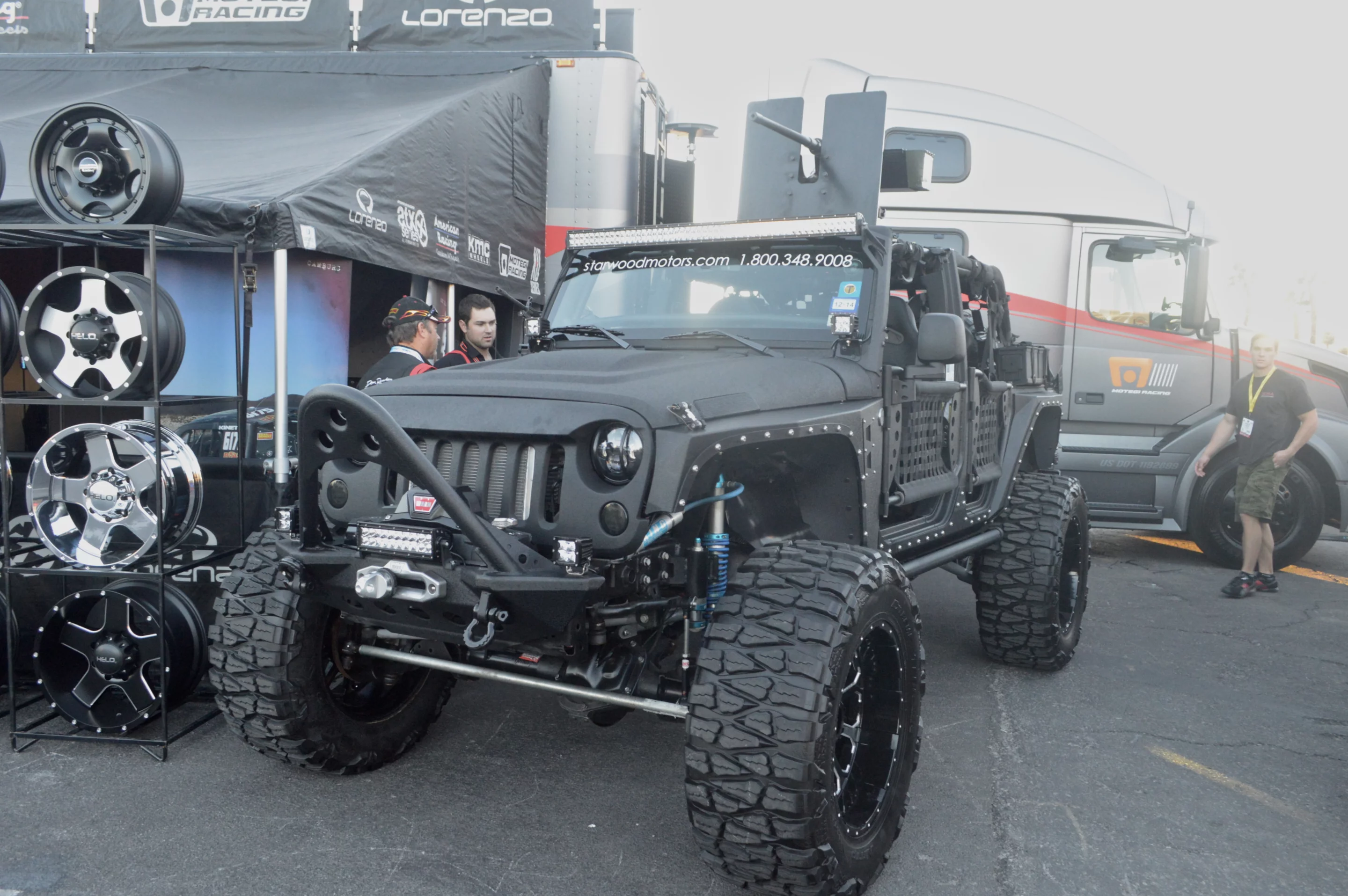 Thoroughly modified Wrangler from Starwood Motors (Photo: C.C. Weiss/Gizmag)