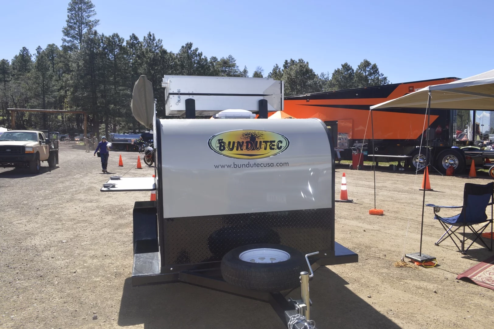 BundutecUSA Trekken trailer