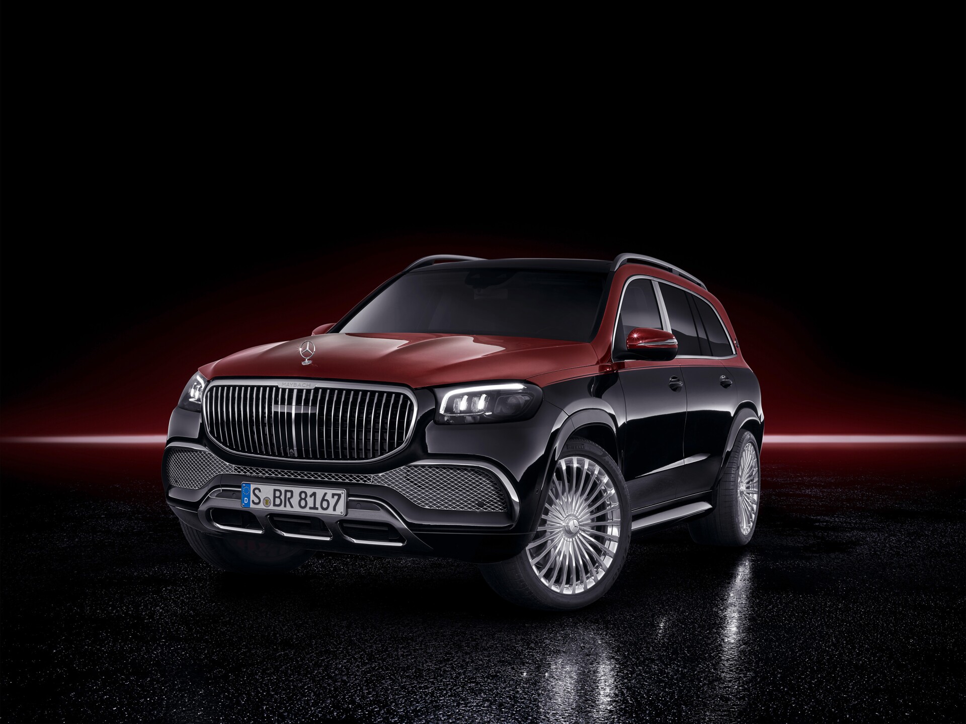 What it's like inside MercedesMaybach's new ultraluxury SUV