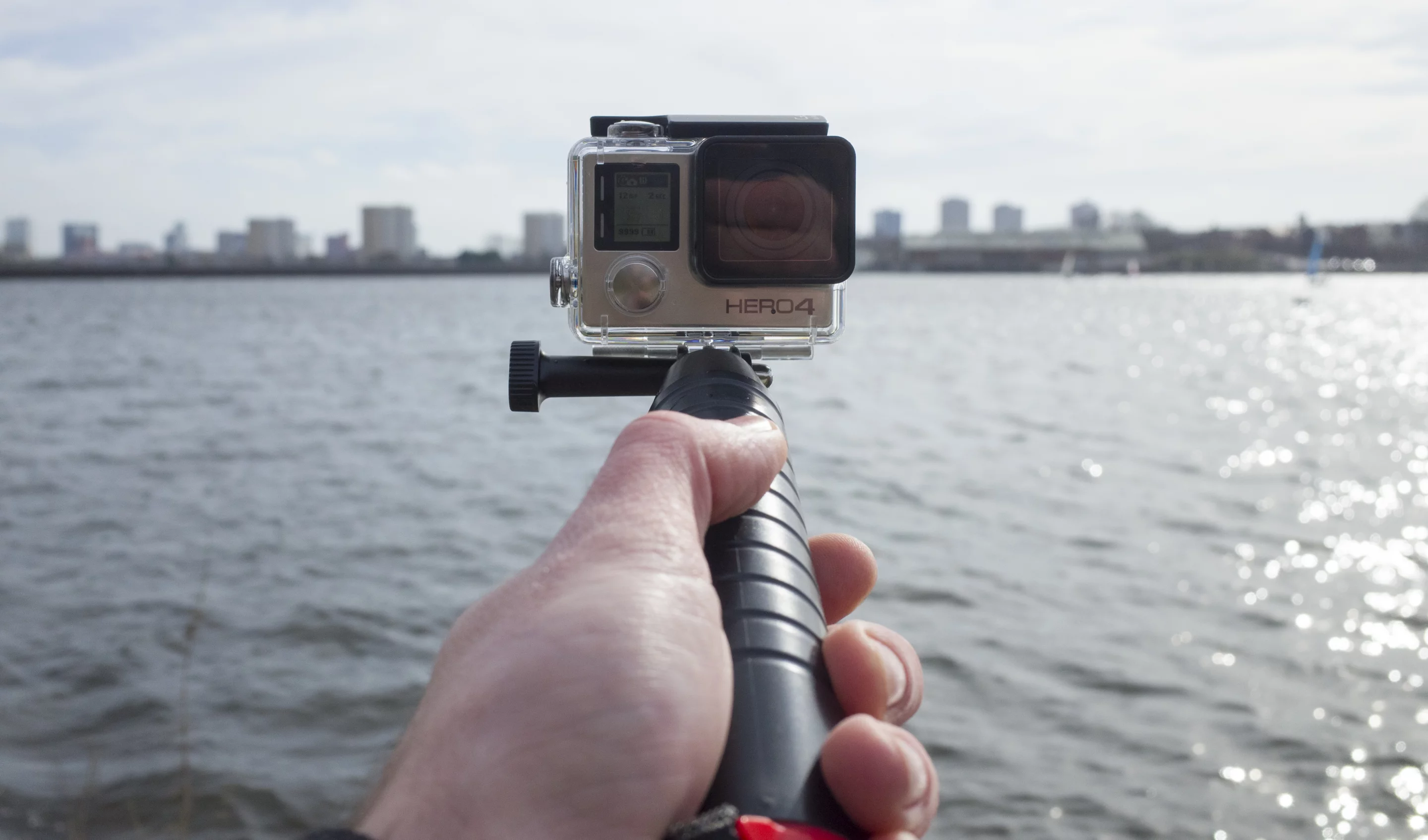 The Joby Action Grip is ideal for use when swimming or diving (Photo: Simon Crisp/Gizmag.com)