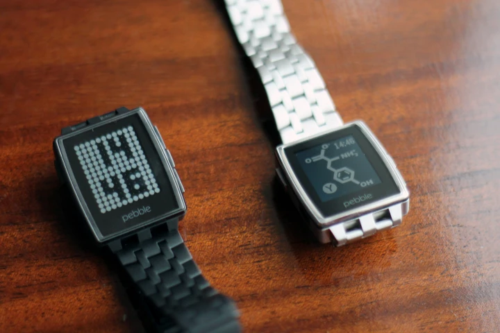 Gizmag goes hands-on with the new Pebble Steel smartwatch