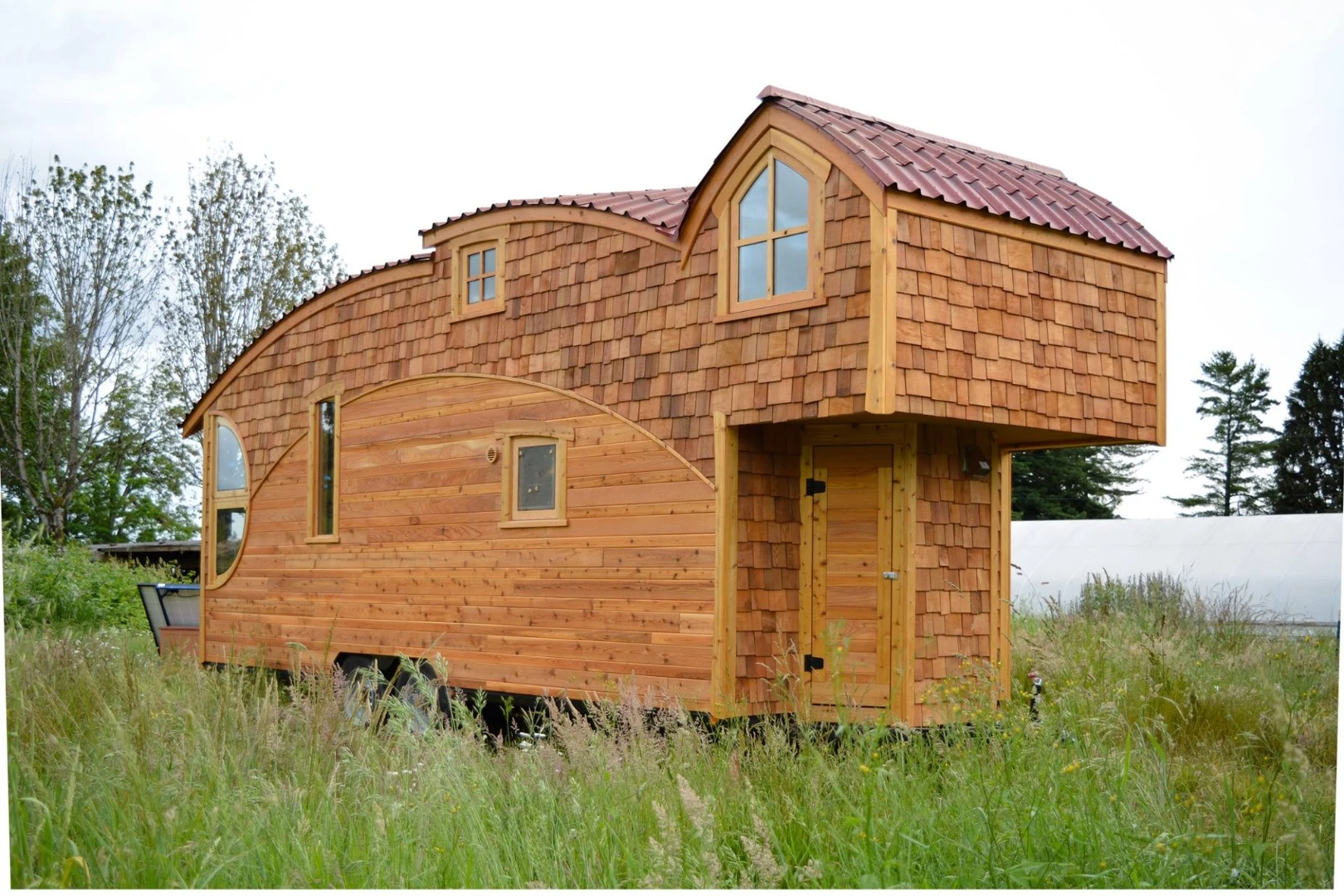 Olympia, Washington-based small living specialists Zyl Vardos recently put the finishing touches to its latest tiny house, the Moon Dragon
