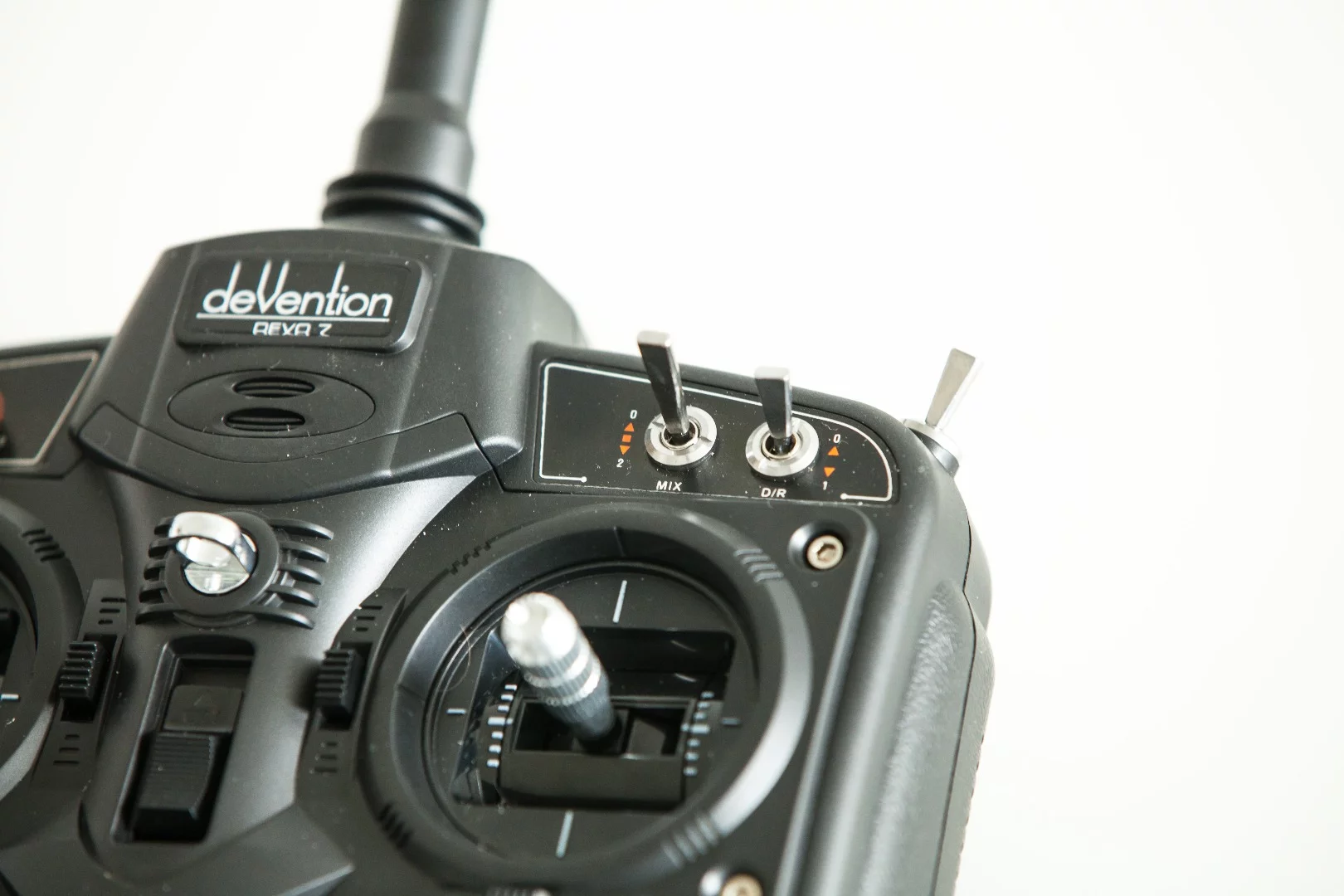 Walkera Devo7: MIX controls 2D flying modes, FMOD controls 2/3D flight modes, and I have no idea what D/R does to the F210