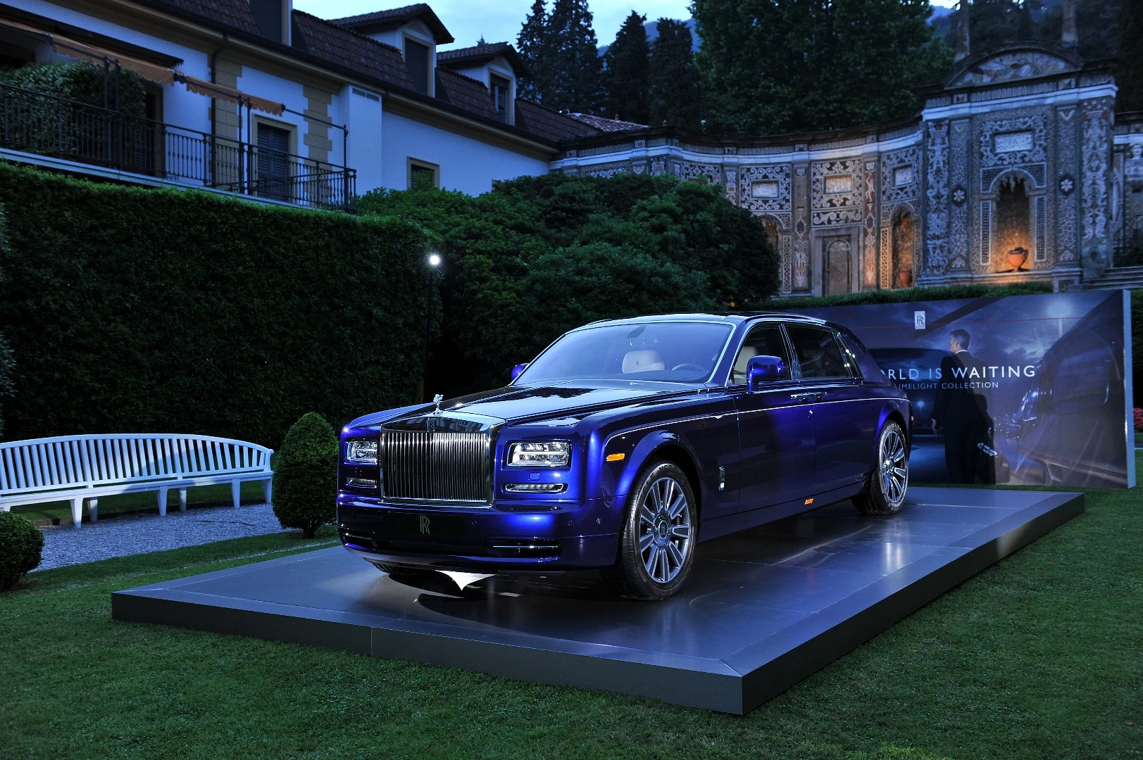 Rolls-Royce, now part of BMW which the major sponsor of the Concorso d'Eleganza Villa d'Este, took the opportunity to present its Limelight Collection