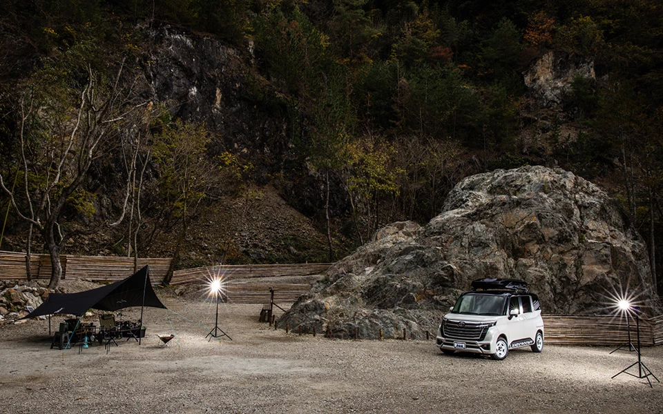 Unless you're alone or quite petite, you'll want to bring along a tent and outdoor furniture when camping in the Toyota Roomy CLS Fox