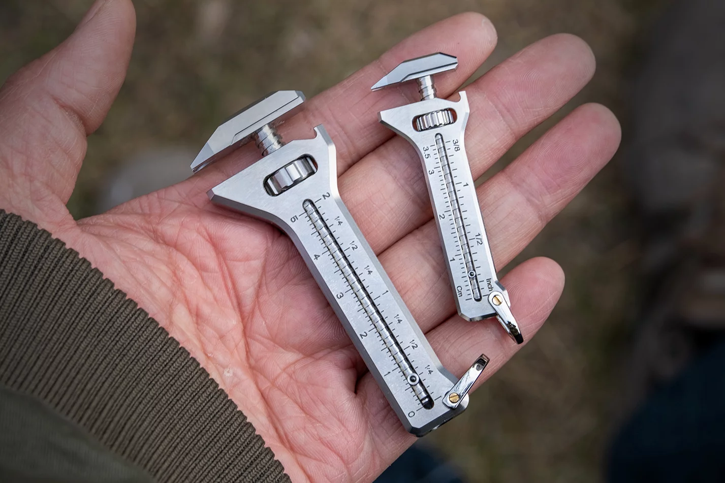 The new TiSpanner 3.0 (left) alongside its puny predecessor, the 2.0