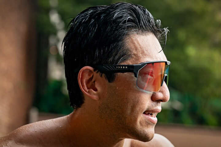 Tiny controls on the side let you instantly lighten or darken your shades at will