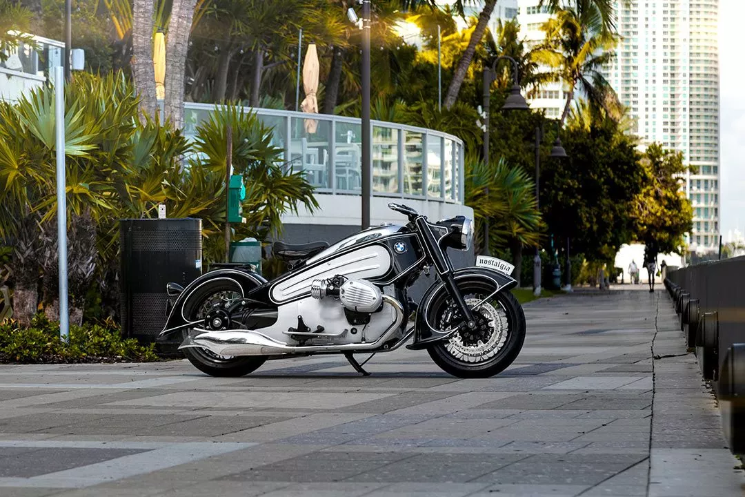 NMoto R NineT Nostalgia: look at those fishtail pipes