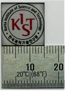 A transparent carbon nanosheet produced by the KIST team