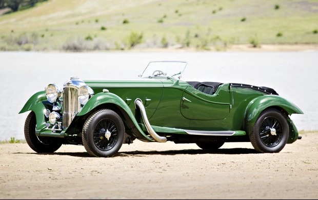 This 1937 Lagonda LG45 Rapide is estimated to sell for between $900,000 and $1,200,000