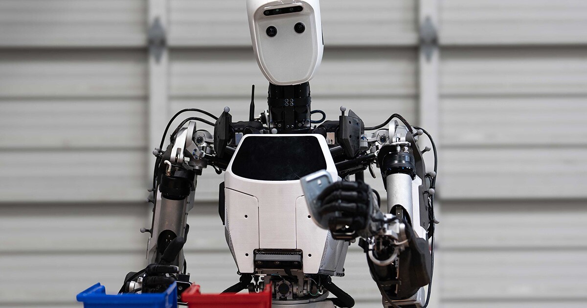 Humanoid robots join the assembly line to build more of themselves Humanoid robots join the assembly line to build more of themselves