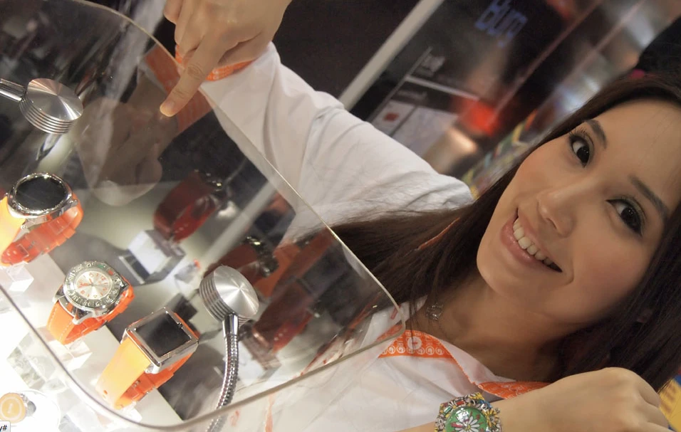 Burg Neon watch phones